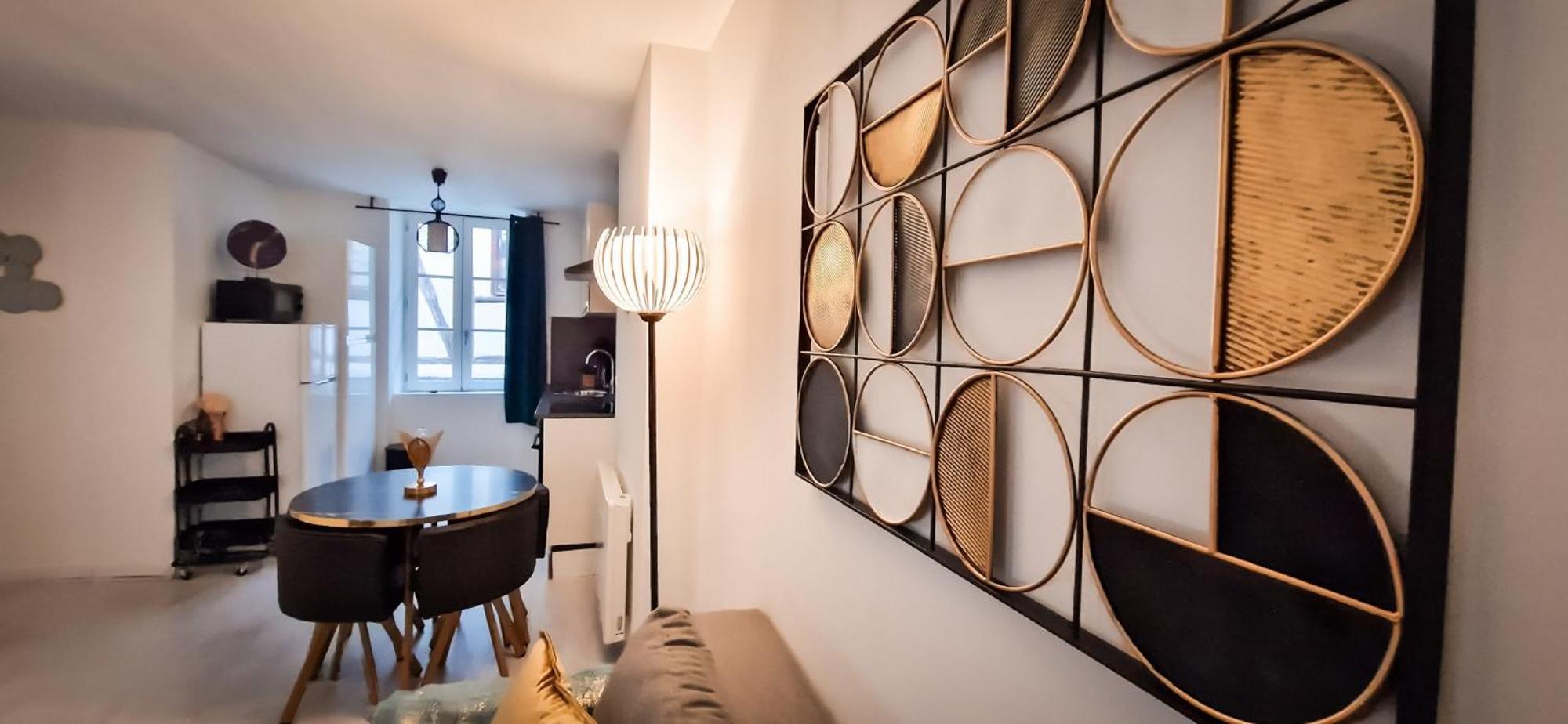 L'Art Deco 3 Etoiles Wifi, Netflix, Disney, Coeur De Bastide ヴィルフランシュ・ド・ルエルグ エクステリア 写真